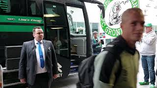 groutr Aankomst spelersbus FC Groningen voor de wedstrijd tegen FC Utrecht [upl. by Ginevra]