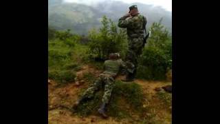 Soldado del Ejercito de Colombia Con ametralladora M60 E4 calibre 762mm OTAN [upl. by Haiasi866]