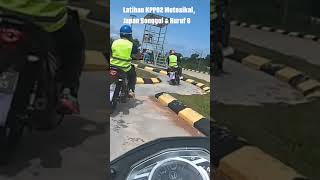 Latihan KPP02 Motosikal  Jalan Bonggol Dan Huruf 8 [upl. by Yelnoc]