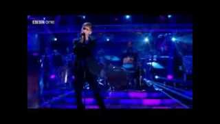 Keane  Everybodys Changing  Live  BBC Strictly 20131020 [upl. by Yecaj148]