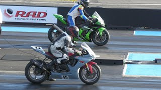 Kawasaki ZX10 vs Suzuki GSXR [upl. by Ashraf]