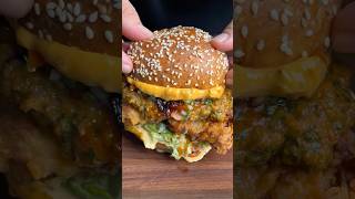 Crunchy chicken sandwich Ramanosin chickensandwich chillioil burger [upl. by Esinyt558]