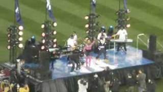 Jay Z amp Alicia Keys  Empire State Of Mind Live At World Series 2009 Game 2 Yankee Stadium [upl. by Ilujna]