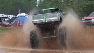 INSANE 1200HP BIG BLOCK SINGER SLINGER at MUDFEST [upl. by Ontina444]