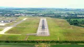 COCKPIT VIEW OF APPROACH AND LANDING AT EDINBURGH AIRPORT [upl. by Ruzich]