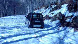 Fiat Panda Cross sulla Neve [upl. by Ammadas475]