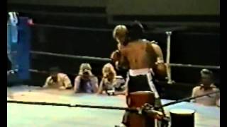 Barry Michael vs Willie Tarika II 11 December 1981 Dallas Brooks Hall Victoria Australia [upl. by Siurad697]