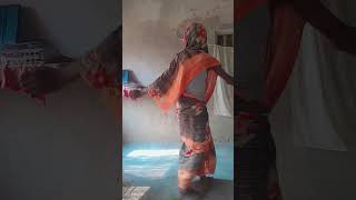 Tapeta majedar yar Teri baggage me dance short video Karan Singh [upl. by Airdnassac796]