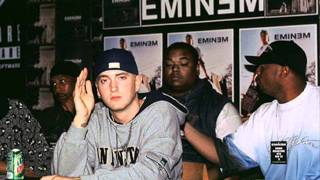 Eminem Freestyle Pick It Up Live feat Proof 2002 [upl. by Mahalia]