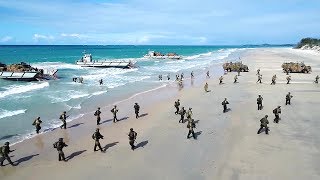 Australian Troops Conduct Beach Landing During Talisman Saber Joint Military Exercises [upl. by Oirevlis]