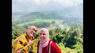 Duo Pangsiunan Menikmati Indahnya Negeri Di Atas Awan Dataran Tinggi Dieng [upl. by Ydaj]