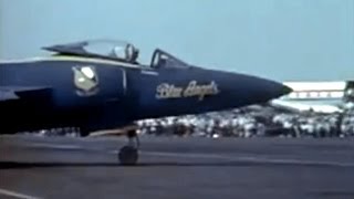 Blue Angels Grumman F11F Tigers  quotParis Air Showquot  1967 [upl. by Finkelstein377]