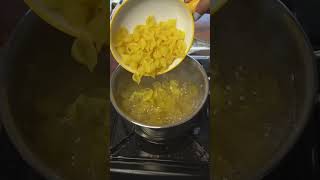 Pasta with broccoliwalnut pesto 🍝 recipeoftheday recipeshorts pasta youtubeshorts [upl. by Matthew846]