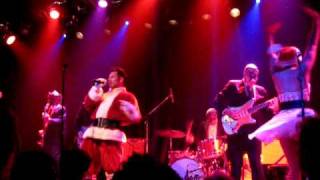 El Vez w Los Straitjackets  Holiday Twist [upl. by Aciruam]