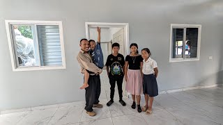 Padre viudo llora al recibir una NUEVA CASA en El Salvador🇸🇻Entrega oficial de su casa a don Ernesto [upl. by Notsob]