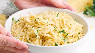 15 minute creamy garlic pasta sauce [upl. by Cuthbertson]