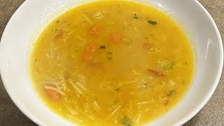 BRODO VEGETALE CALDO CALDO CON PASTINA [upl. by Sliwa]