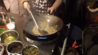 ข้าวผัดเมืองฉางชา Changsha street food [upl. by Itnavart754]