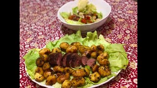 Magret de canard pommes de terre sautées et salade صدر بط مع بطاطس سوتيه وسلطة [upl. by Solram]