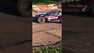 Traxxas Maxx Slash zeigt seine Performance rccar offroad rennstrecke [upl. by Balough]