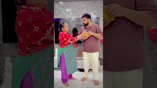 Mummy nai gaurav say banana kyu chinliye shorts youtubeshorts gauravaroravlogs [upl. by Helali]