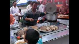 China Food Stands in Hotan（Hetian） 中国新疆ウイグルの旅 ホータンの屋台 [upl. by Weil]