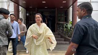 Kangana Ranaut Spotted at Andheri for Diwali kanganaranaut publicdemand [upl. by Hamitaf]