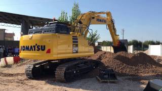 Escavatore Komatsu PC210 NLC11 [upl. by Yelime]