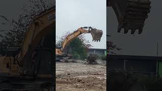 Clearing up  Brighton Hill Retail Park basingstoke demolition [upl. by Hola700]