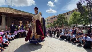 Gegants Grossos de Granollers  La Convidada de la Festa Major Granollers 27082022 [upl. by Enilrahc]