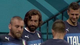 World Cup 2014  Italy Training  Andrea Pirlo Leads Nutmegging Of Aquilani [upl. by Grefe]