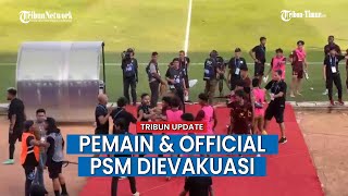 Detikdetik Wasit Persik vs PSM Dievakuasi ke Dalam Stadion [upl. by Reehsab]