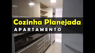 COZINHA PLANEJADA PEQUENA  Moveis planejados cozinha pequena  Móveis sob medida Adizio Móveis [upl. by Amej]