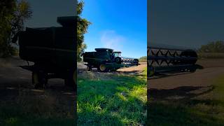 John Deere S760 bean harvest [upl. by Beaulieu]