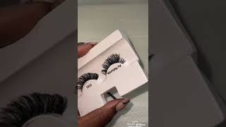 Lash clusters to strip lashes diylashextensions lashclusters [upl. by Yenhpad]