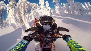 Backcountry Riding In Sunny Forest Lynx Boondocker RE 850 [upl. by Mesics400]