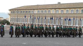 Cambio della guardia al Quirinale con Inno di Mameli cantato  Infantry Passing out Parade [upl. by Eninahpets]