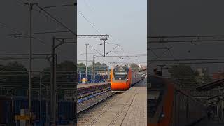 Chapara vande Bharat express at Sultanpur Junction [upl. by Akinor]