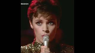 Sheena Easton  For Your Eyes Only Live BBC JamesBondTheme [upl. by Byrne]