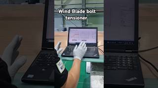 Wind blade bolt tensioner [upl. by Terr]