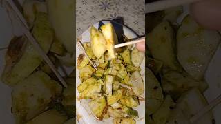 Khatte meethe chatpate amrud ki chat cookingyoutubeshorts [upl. by Acinok]