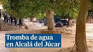 Una inmensa tromba de agua sorprende en Alcalá del Júcar Albacete [upl. by Ayerdna]