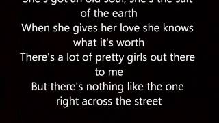 Hometown Girl Josh Turner lyrics [upl. by Augusto11]