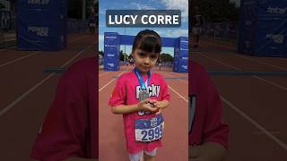 LUCY CORRE SUS PRIMEROS 400 METROS thinkfeelrun 400meter atletismo running runninggirl correr [upl. by Lienhard]