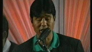 ARUN THAPA Ma roye pani timi hasi dinuORIGINAL LIVE VERSIONRare clip [upl. by Guinn708]