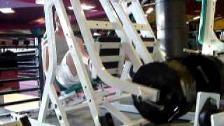 Hammer Strength Leg Press 5 plates per side18 reps [upl. by Chlori333]