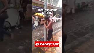 Quase mtou o poste memes viralvideo comedy humor [upl. by Suolhcin]