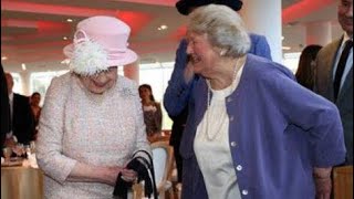 Queen Elizabeth Meets Hyacinth Bucket  Dame Patricia Routledge  Chichester Theatre 2017 [upl. by Ursuline760]