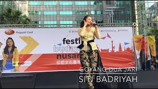 Goyang Dua Jari Live konser di Taiwan Siti Badriyah [upl. by Michigan]