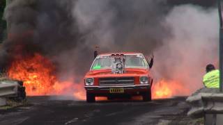 BLOWN V8 HOLDEN HQ  KRANKY  CATCHES FIRE IN THE BURNOUT FINALS AND LIGHTS UP KANDOS [upl. by Ianej]